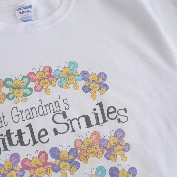 Vintage Jerzees White Great Grandma Colourful Butterfly Crewneck Sweater M - Picture 10 of 12